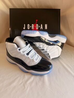 Air Jordan 11 Retro “Concord”